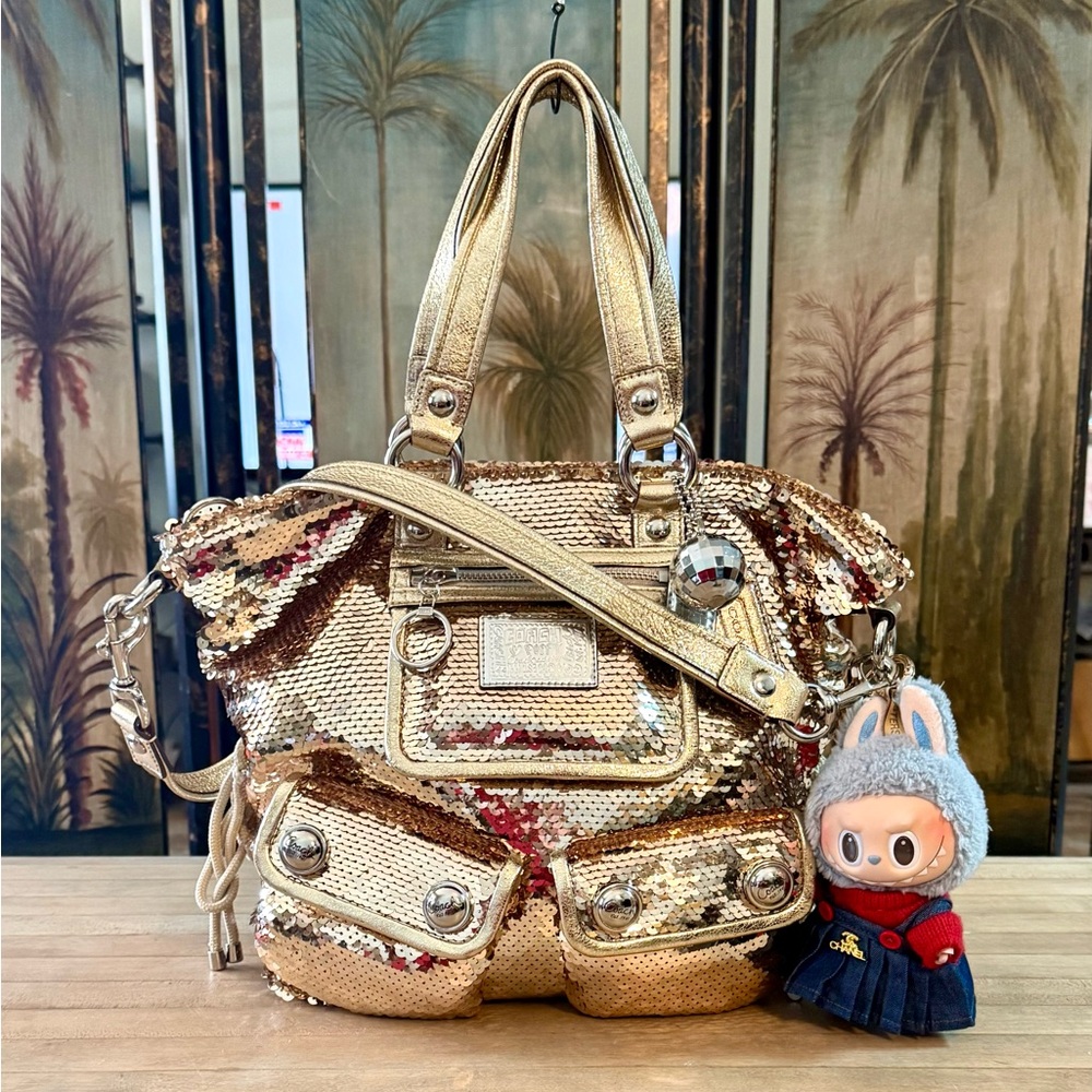 RARE Coach Limited Edition Gold Sequins Spotlight Shoulder Bag with FREE LABUBU